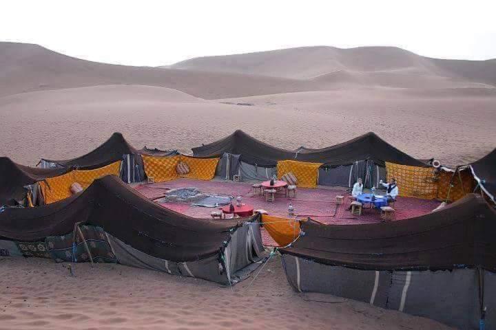 Wave Stay Hostel - Sea View อกาดีร์ ภายนอก รูปภาพ