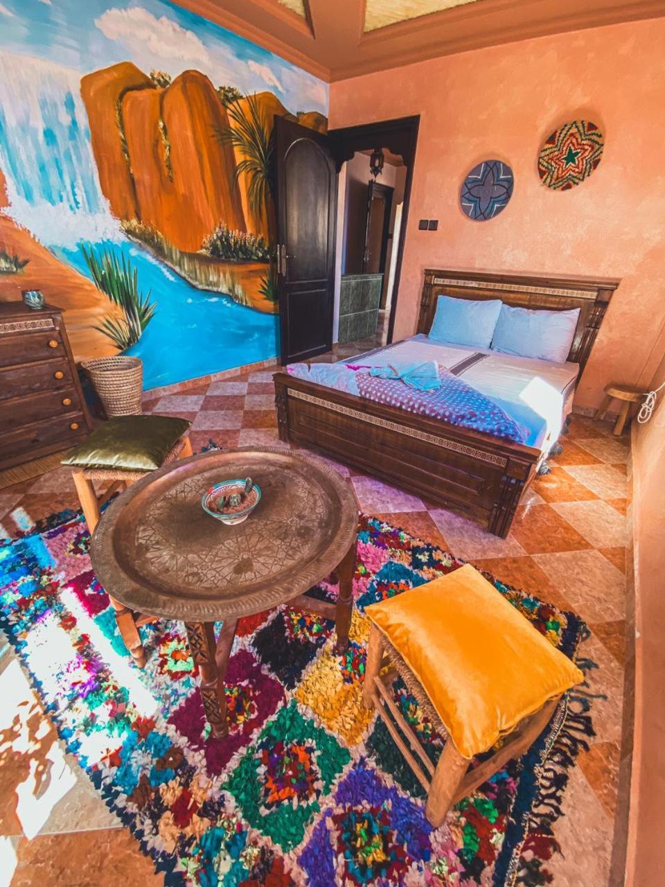 Wave Stay Hostel - Sea View อกาดีร์ ภายนอก รูปภาพ