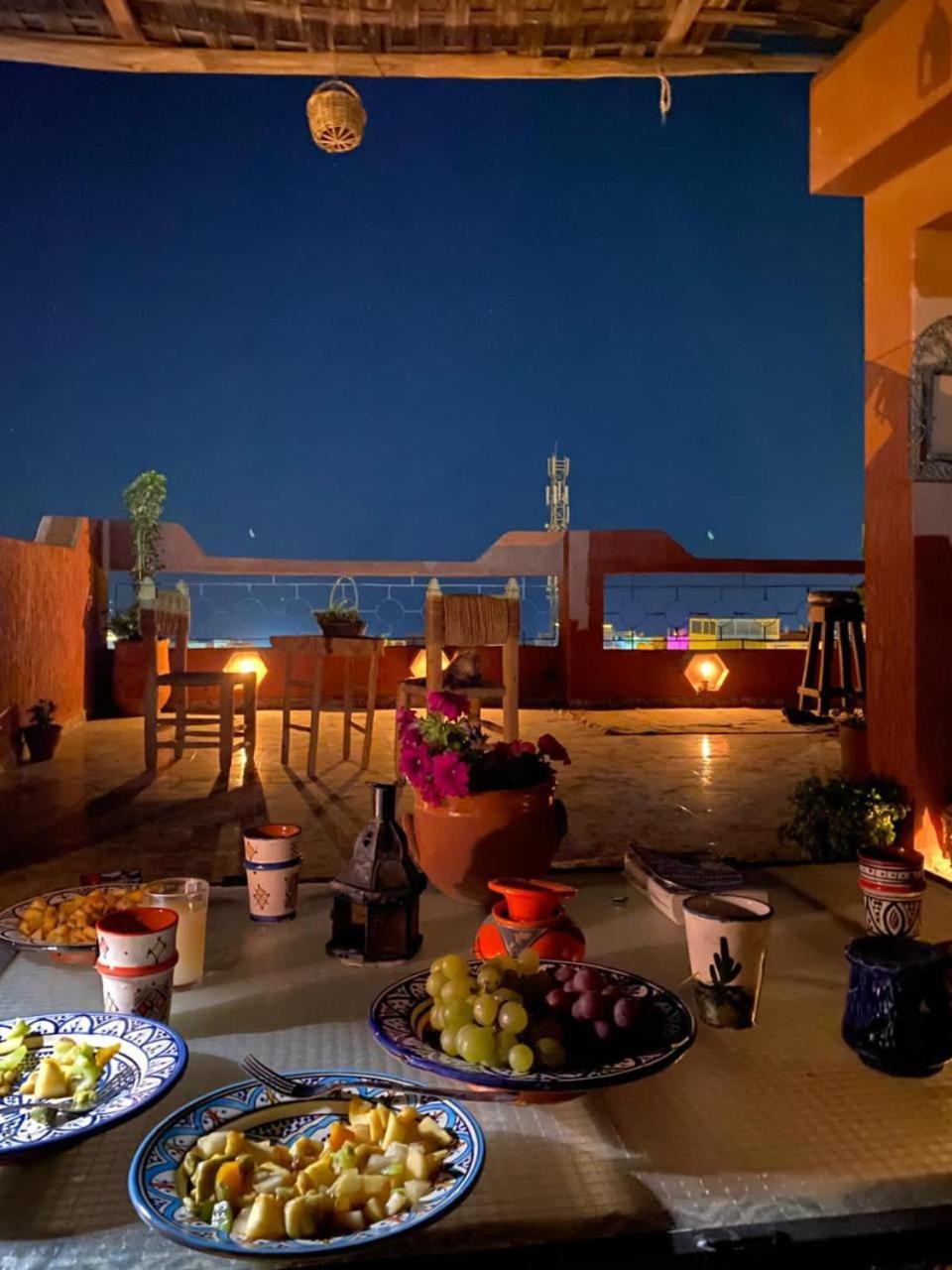 Wave Stay Hostel - Sea View อกาดีร์ ภายนอก รูปภาพ