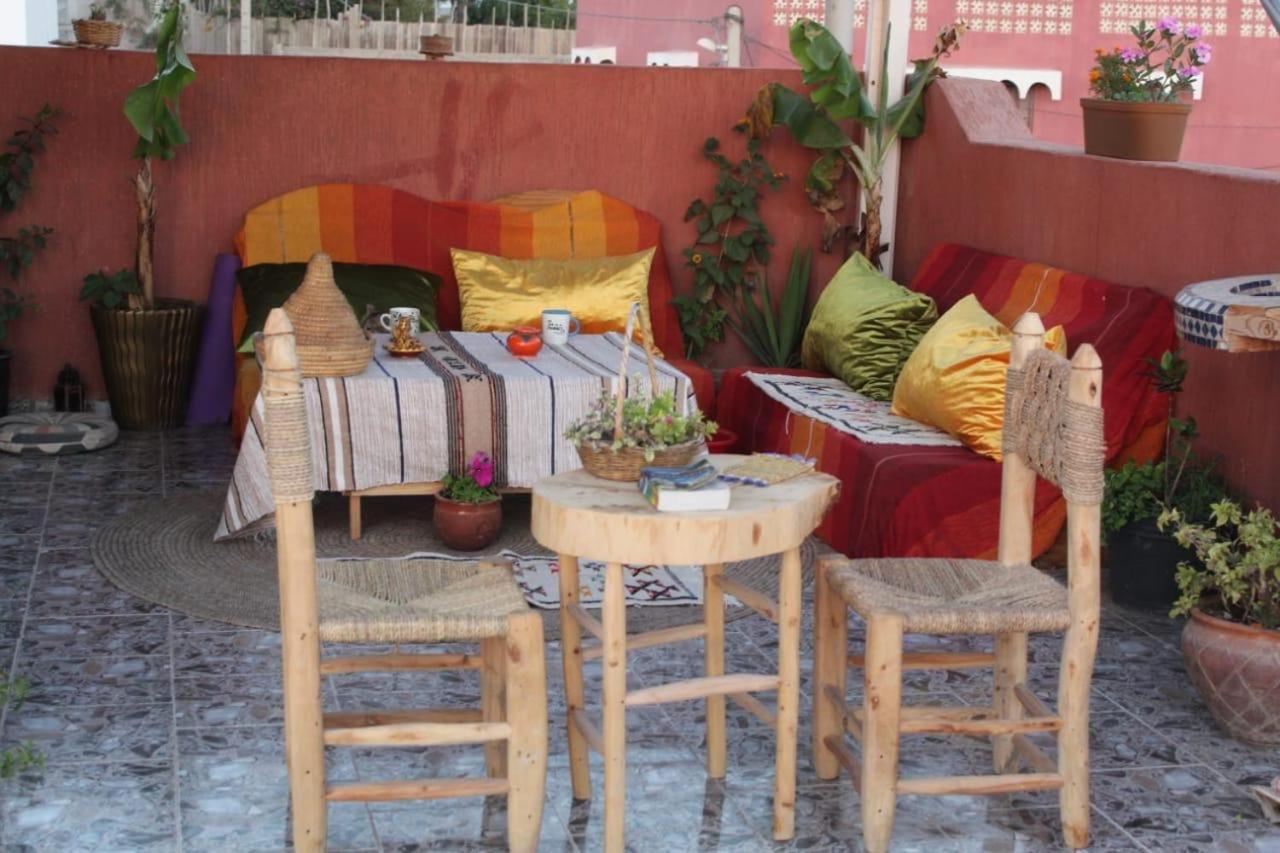 Wave Stay Hostel - Sea View อกาดีร์ ภายนอก รูปภาพ